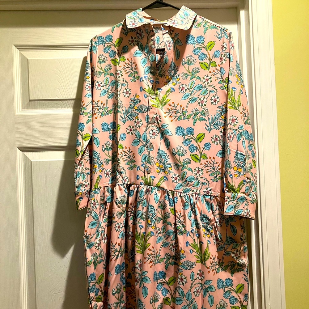 NWT size XS Smith and Quinn Pink Shirtdress
